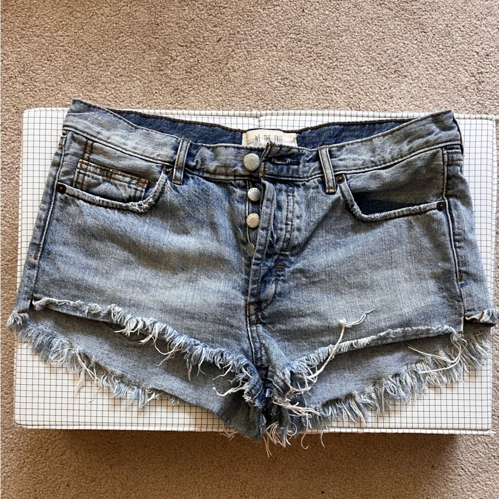 Free People Low rise jean shorts we the free